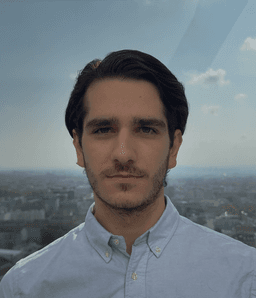Nicolas C.